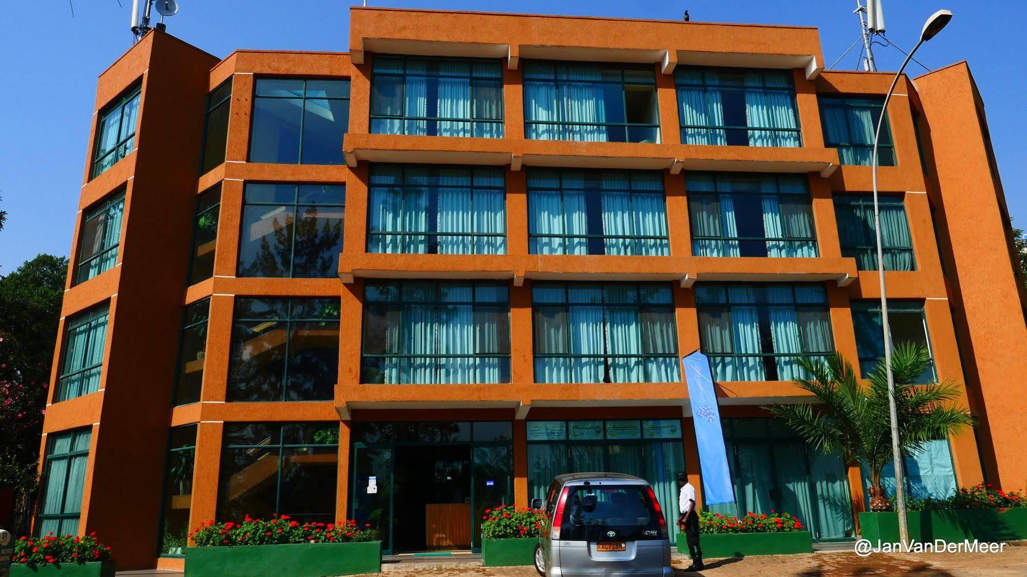 קיגאלי Gorillas City Centre Hotel מראה חיצוני תמונה